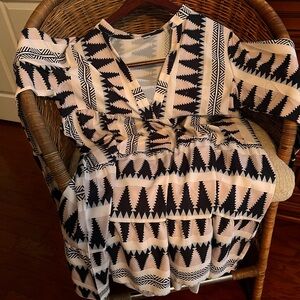 Boutique lunch date dress.  It’s super cute on with the bell sleeves 🛍️